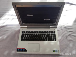 Portátil Lenovo Ideapad 700 para piezas