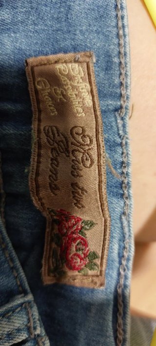 Bermuda vaquera mujer desgastada