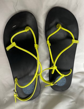 Sandalias Bimba y Lola Neón Talla 38