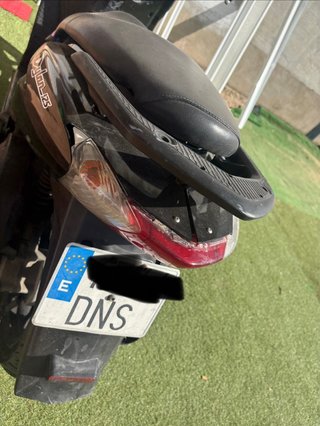 Honda Dylan 125 Scooter Negra