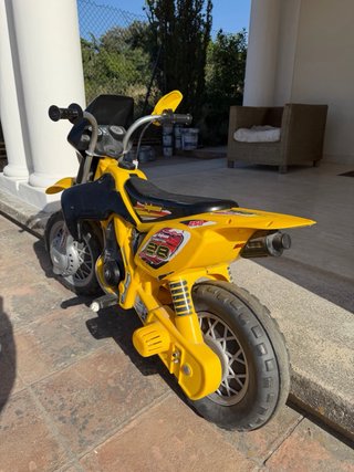 Moto Eléctrica Infantil Amarilla