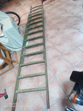 Escalera de dos hojas