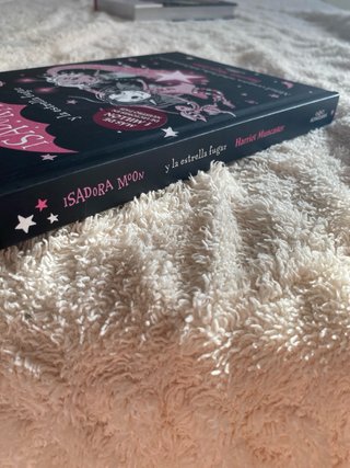 Libro Isadora Moon y la estrella fugaz (Español)