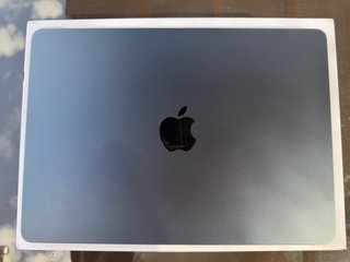 MacBook Air 13” M3 8GB 256GB