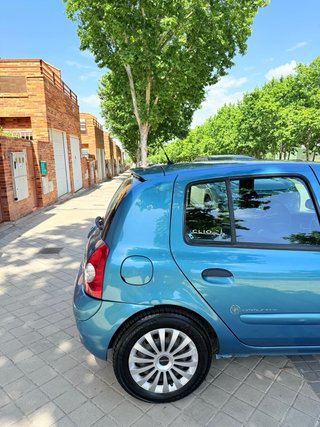 Renault Clio 2005
