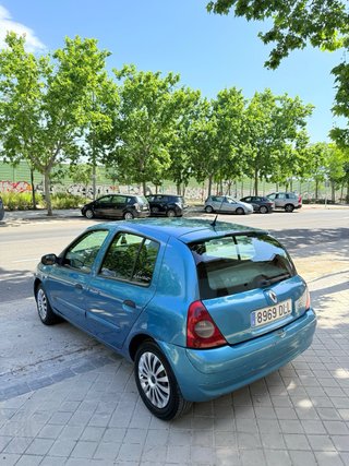 Renault Clio 2005