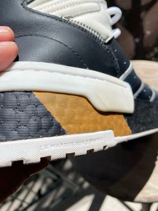 Zapatillas Adidas Negras y Blancas