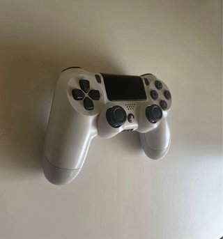 Mando Dualshock PS4 Blanco