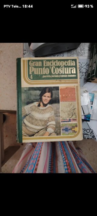 Gran Enciclopedia del Punto y Costura (1979)