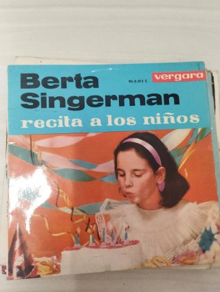 Lote Vinilos 45 RPM Años 60/70 Mas de 60 vinilos.