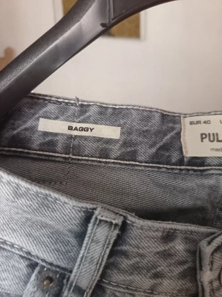 Pantalón chándal PULL&BEAR gris Talla M