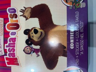 Masha e Orso - Scatola rigida DVD+ Stiker + Gioco