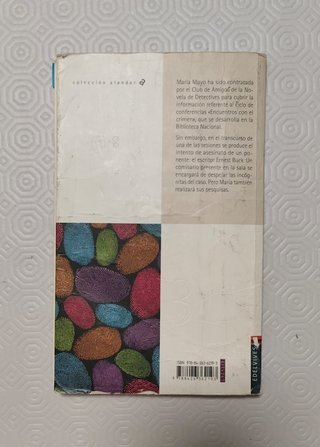 Asesinato en la Biblioteca Nacional