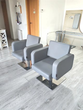 2 Sillones Hidráulicos Peluquería