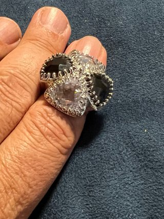 Anello donna con pietre nere e bianche