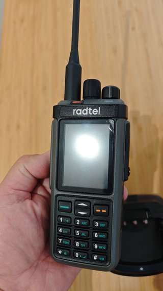 Radio Walkie Radtel RT-880G + 2 Antenas