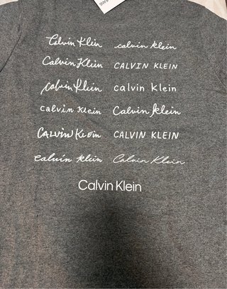 Camisetas CK (Negro, Marrón, Gris, Blanco)