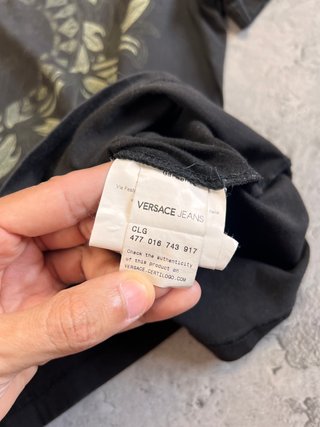 Camiseta Versace Jeans Negra Estampada