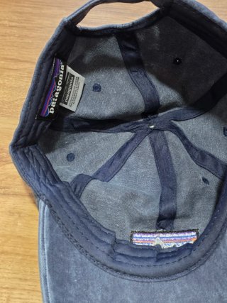 Nuovo cappellino blu denim Patagonia