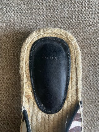 Sandalias Parfois animal print zebra marrón y beig