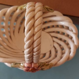 Cestas porcelana antiguas firmadas 14x13 12x11cm.