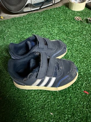 Deportivas Adidas talla 25