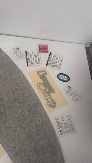 Juego de adhesivos para PIAGGIO. Ref. AP8267616
