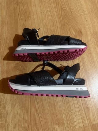 Sandalias Liu Jo Talla 36 Negras y Rosas
