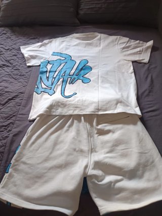 Conjunto Syna World Camiseta y Pantalón Corto