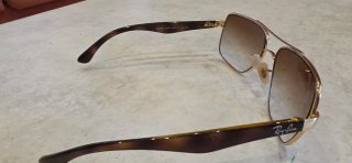 Gafas de sol Ray-Ban Aviator doradas y marrones
