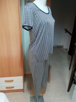 Pijama 80€ sedoso + regalo
