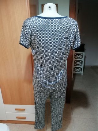 Pijama 80€ sedoso + regalo