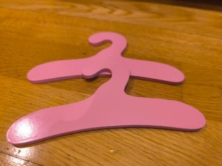 Cuna de muñecos de madera rosa