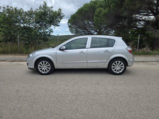 Opel Astra 2005