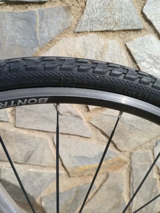 Bicicleta MTB Híbrida Blanca