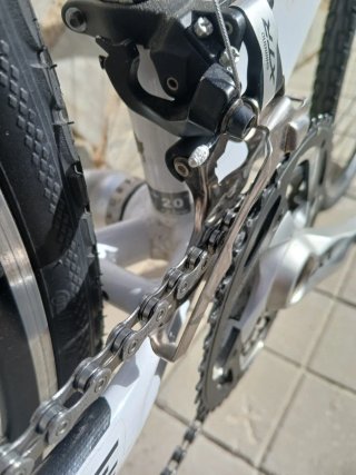 Bicicleta MTB Híbrida Blanca