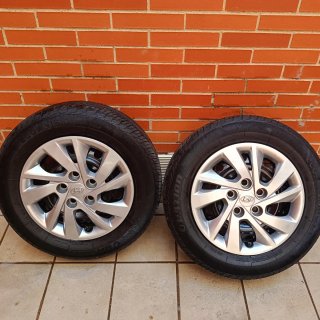 Llanta Hyundai 195/65R15