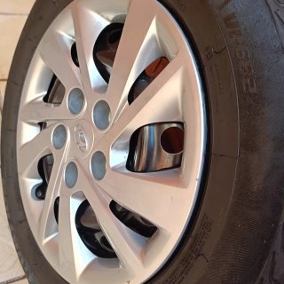 Llanta Hyundai 195/65R15