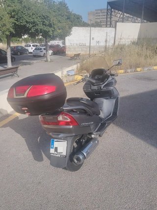 Suzuki Burgman 250