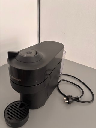 Cafetera Nespresso Vertuo Negra