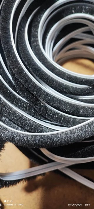 Burlete Cepillo Base 6mm - Gran Cantidad