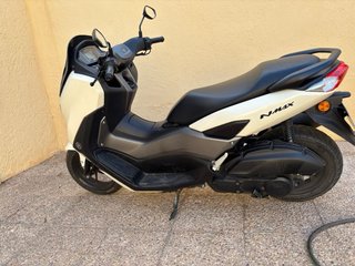 Yamaha NMAX 125 Beige/Blanco