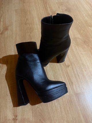 Botines Dulceida Tacón Plataforma Negros