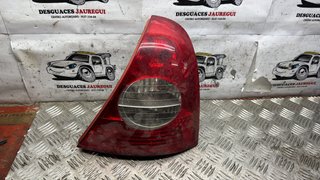 Piloto trasero derecho Renault Clio II 2001