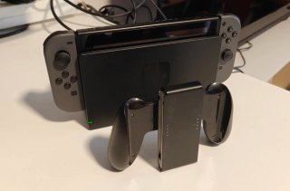 Nintendo Switch+MicroSD 128GB + Maletas+FIFA