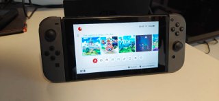 Nintendo Switch+MicroSD 128GB + Maletas+FIFA