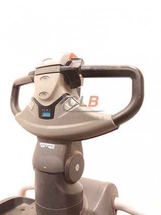 Ref. M-6643 Transpaleta Eléctrica Plataforma Toyota LPE 250