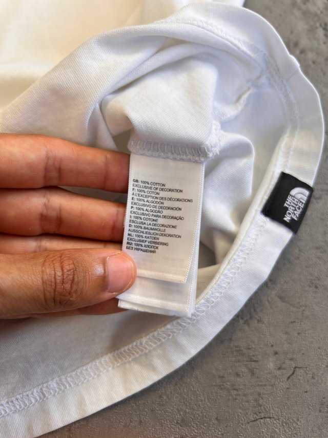 Camiseta The North Face Blanca Logo Grande