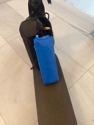 Patinete Xiaomi 4 con batería externa