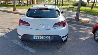 Opel Astra 2012